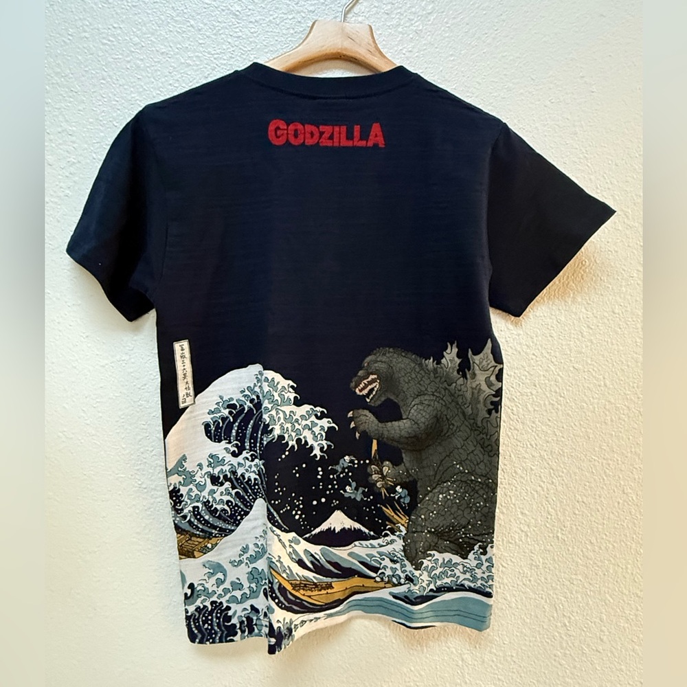 GODZILLA GOJIRA BLUE UKIYOE TSUNAMI WAVE T-SHIRT
